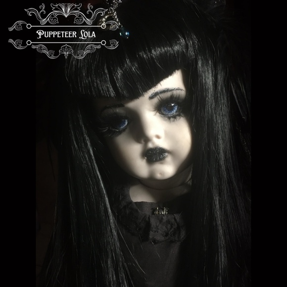 Meet your Artisan Posher, Lola - Picture 3 of 5